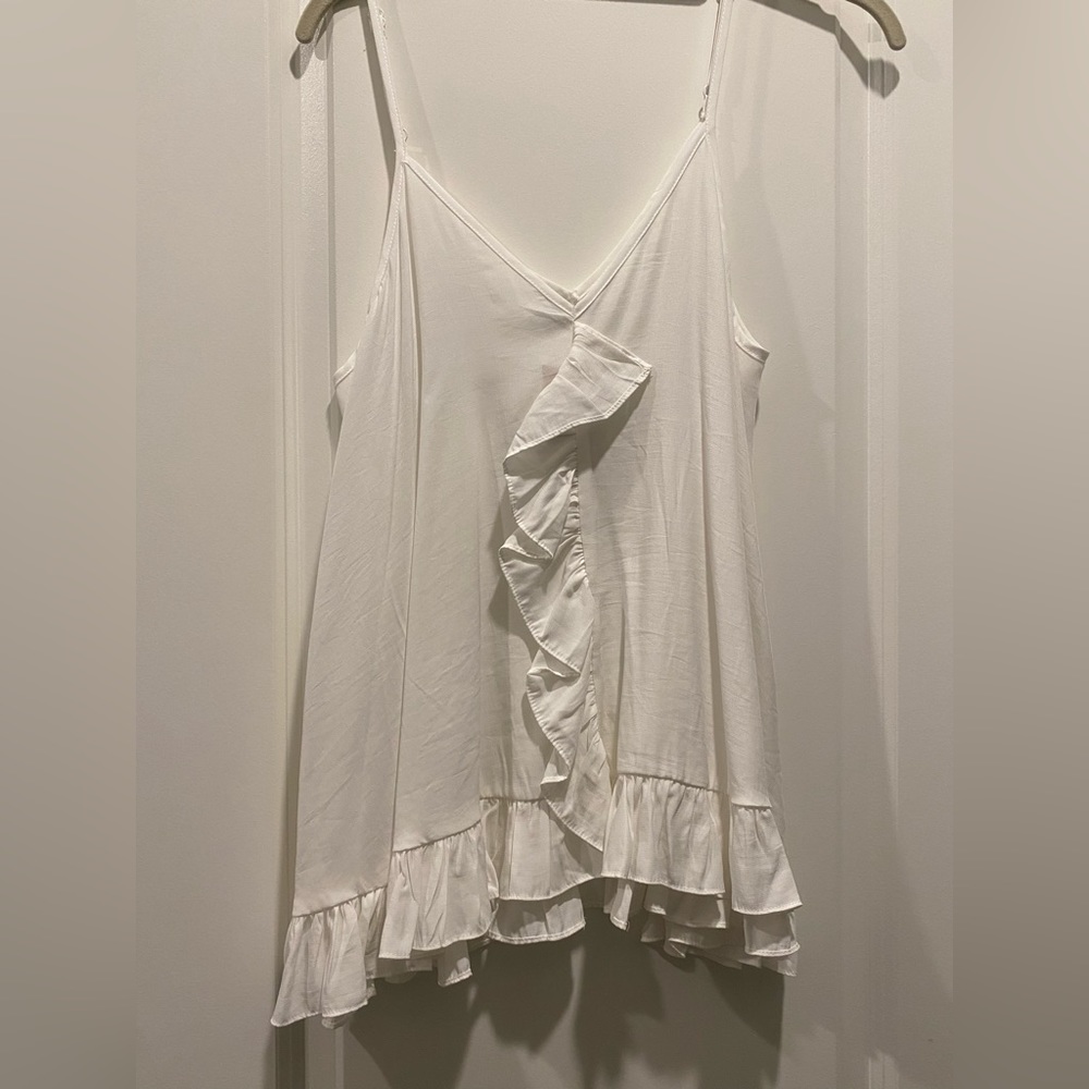 Women’s Lida Kate Ruffled White Sleeveless Blouse